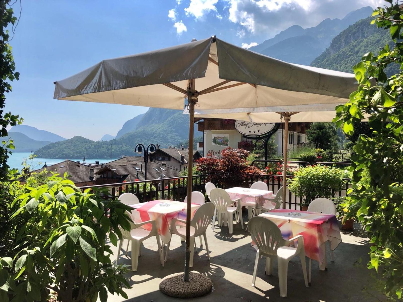 Albergo Stella Alpina Molveno Exteriör bild
